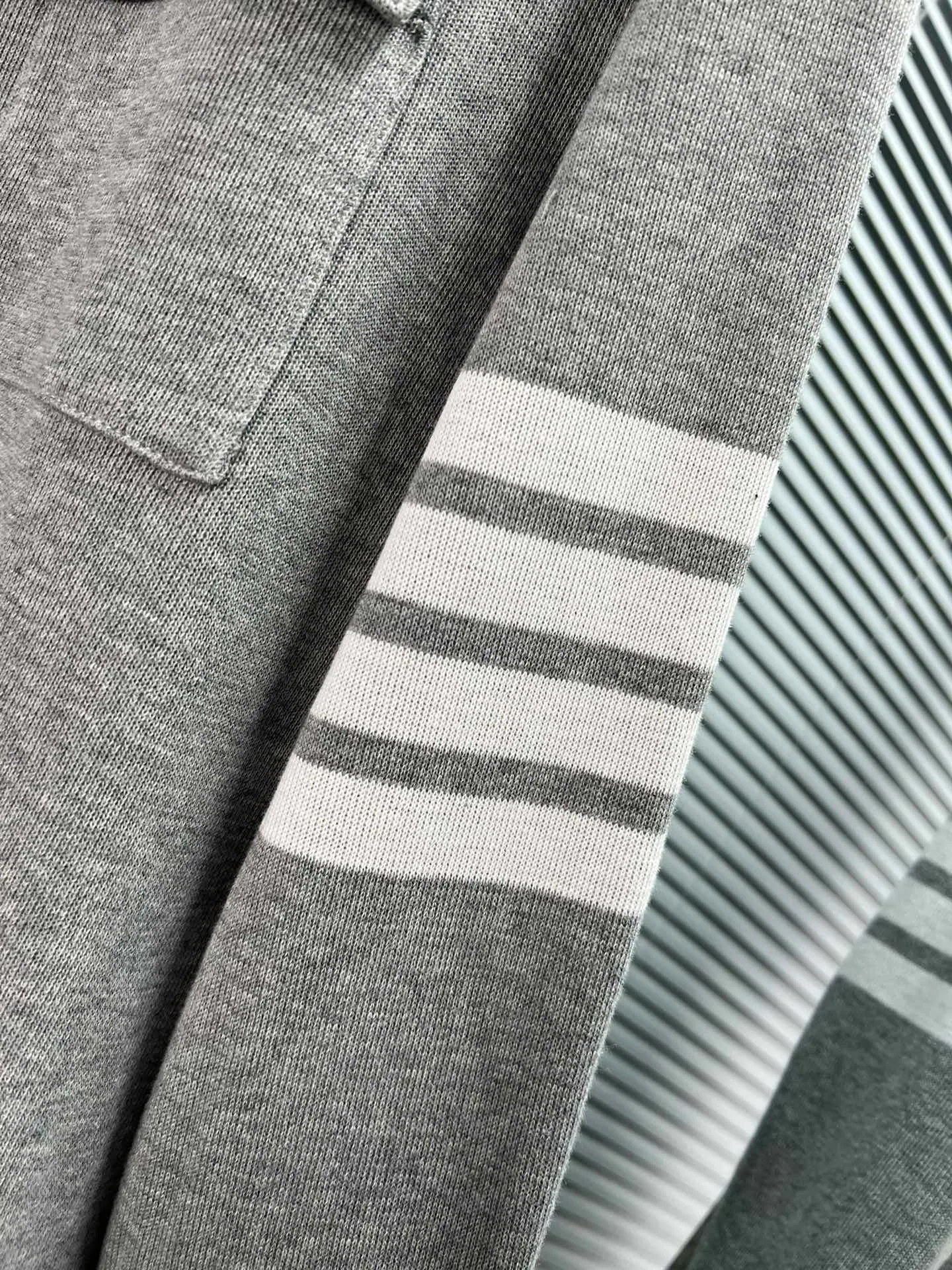 THOM BROWNE New Arrival ！ ：Gray Blue Sizes：1.2.3.4.
